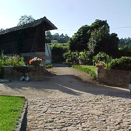 Stone Farm Ostello *